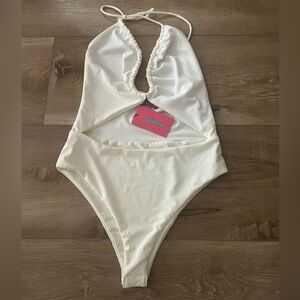 Edikted White Cut Out Bodysuit🤍